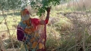 देहाती औरत के पुसी फ़क की इंडियन ब्लू फिल्म